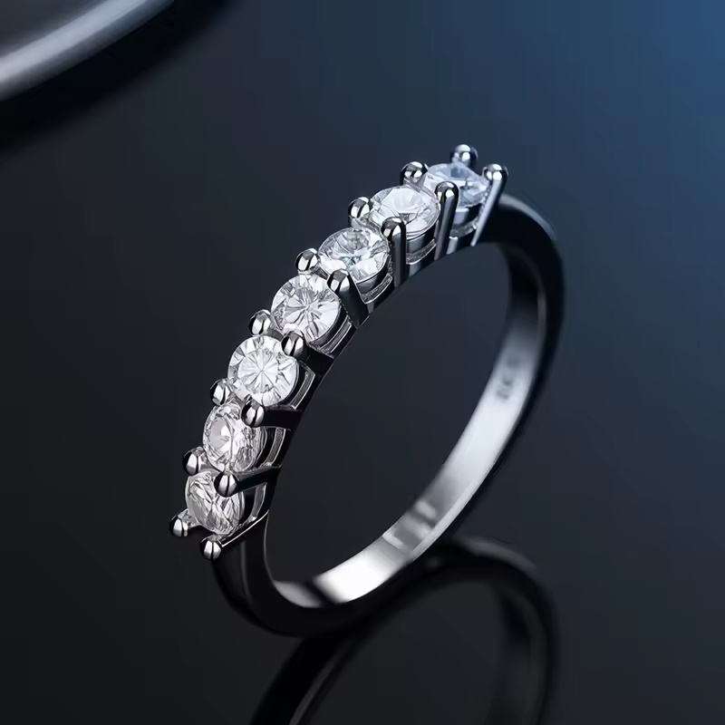 Anel de Moissanite